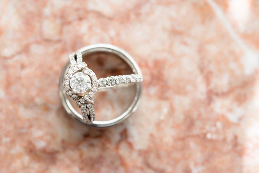 MODERN ENGAGEMENT RING SETTINGS