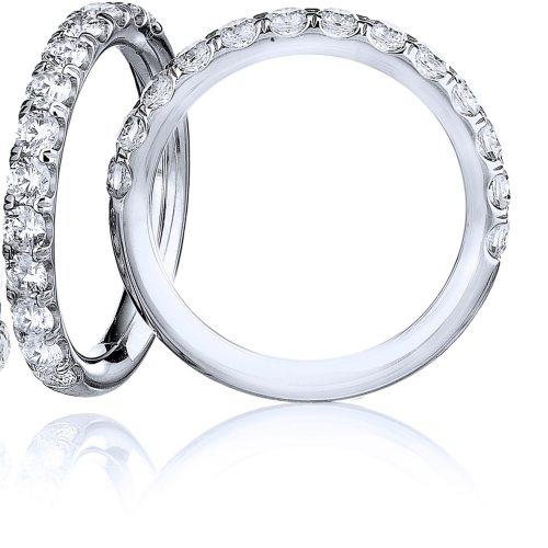 Brockhaus Signature Wedding Band R01132